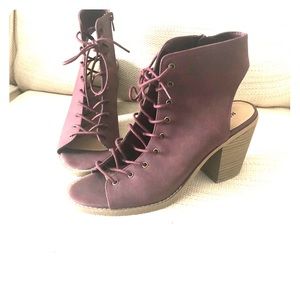 Adorable Open-Back Booties for ALL SEASONS!